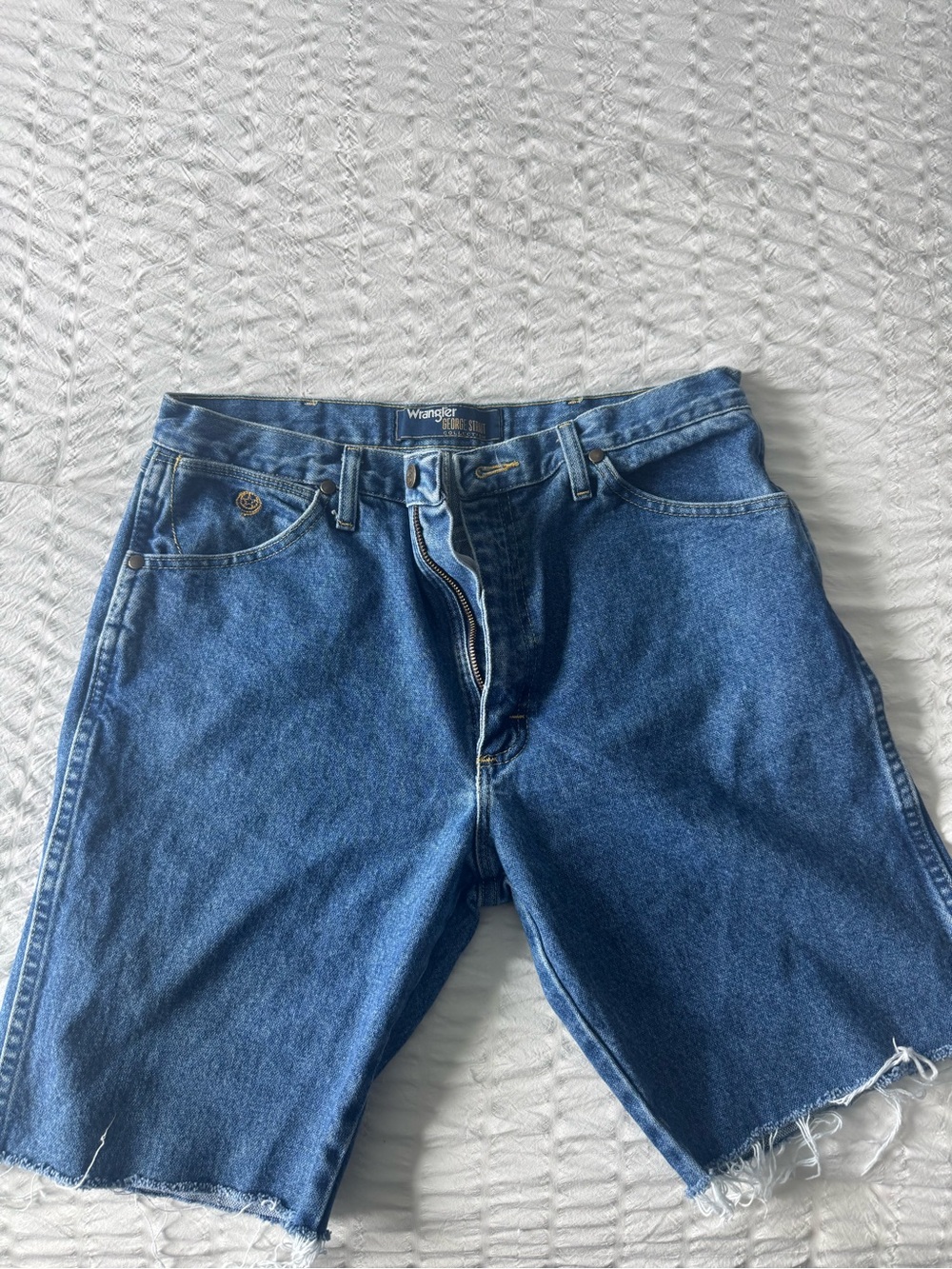 Wrangler Men's Medium Blue Denim Cutoff Shorts
